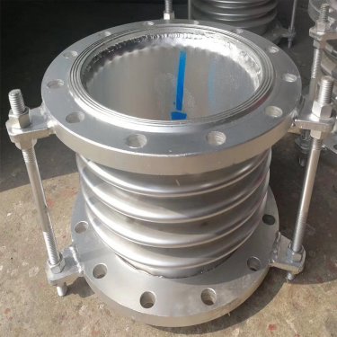 不锈钢波纹管主要用于补偿轴向位移