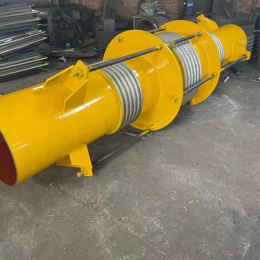 直管压力平衡波纹补偿器的结构用途介绍